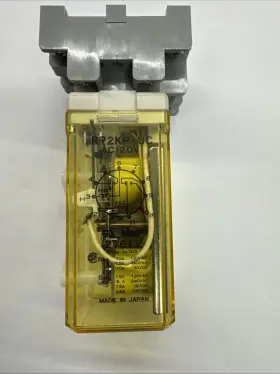 RR2KP-UC IDEC Latching Relay Base Socket Bypass Din Rail