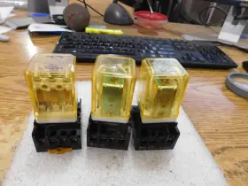 RR3-A IDEC Relays Base