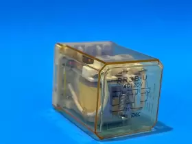 RR3B-UAC120V IDEC Power Relay Vac Blade #2
