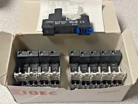 SJ1S-07LW IDEC Box Relay Fingersafe Din Socket