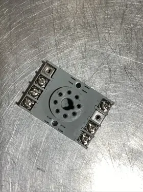 SR38-05 IDEC Relay Socket #3