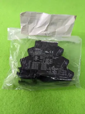 SV2H-07LS-4 IDEC Relays Pole Position