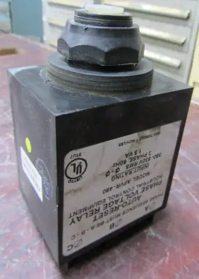 APVR-480 INDUSTRIAL CONTROL Transformers Volt Ac Phase Relay