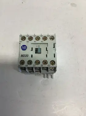 700DC-M220Z24 INDUSTRIAL MRO Allen Bradley Relay