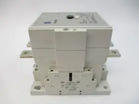 KNOX090069138-100-D250 INDUSTRIAL MRO Allen Bradley Unmp #3