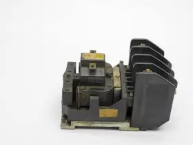 MROS100129682-8903LO20V02 INDUSTRIAL MRO Square Unmp #3