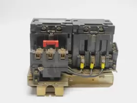 MROS100131169-8702SD2 INDUSTRIAL MRO Square Unmp #2