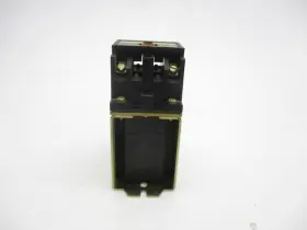 QC30013000-700DC-P200Z24 INDUSTRIAL MRO Allen Bradley Unmp #2