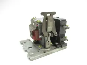 QC3005165-9575H2007A INDUSTRIAL MRO Cutler Hammer Unmp #2