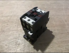 DIL0M KLOCKNER MOELLER Contactor Relay Pole