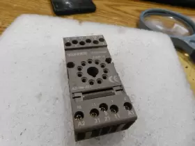 Z345.12 KUHNKE Relay Base