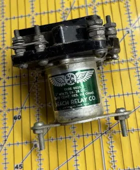 9022 LEACH Aircraft Relay Volt Cessna Nos Amp Spst