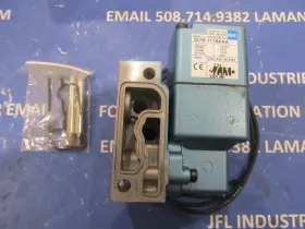 257B-111BAAA MAC / EVOQUA Valve Stackable Pneumatic Solenoid #2