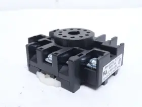 70170-D MACRMATIC Box Relay Socket