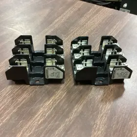 R30A3SP MARATHON Fuse Block