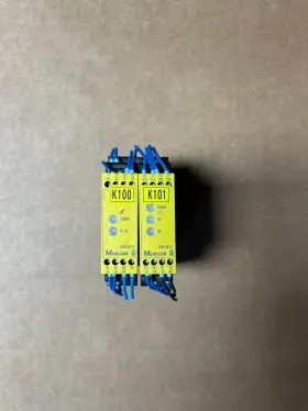 ESR4-NZ-21 MOELLER Safety Relay