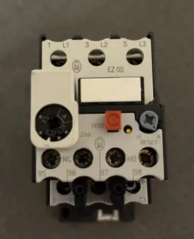 Z00-4 MOELLER Klockner Overload Relay Iec Vde