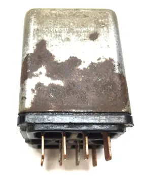 WU115A3-099 OAK INDUSTRIES Relay Coil #2