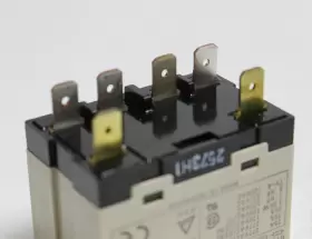 G7L-2A-TUB-CB OMRON Enclosed Power Relay #3
