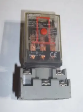 389110349658 OMRON Contact Relay Block Idec
