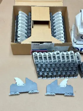 549734218450 OMRON Pack Relay Socket