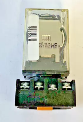 MK2PN-S OMRON/ALLEN BRADLEY Relay Young Nds Base #2