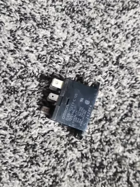 G4B-112T1-C-US-AC120 OMRON Relay Spdt