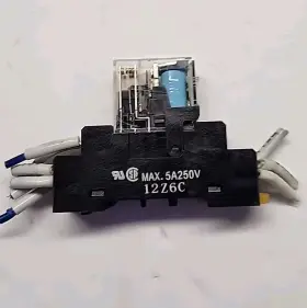 GR2-2-SND OMRON Relay Base #3