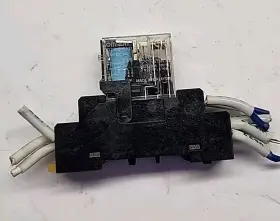 GR2-2-SND OMRON Relay Base