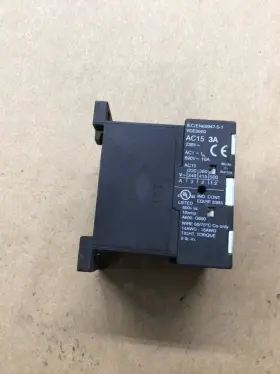 J7KNA-AR-31 OMRON Miniature Relay Contactor Coil #2
