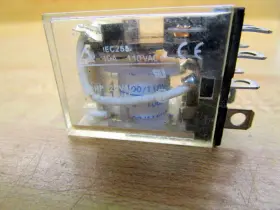 LY2N-100-110 OMRON Vac Relay Pack #3