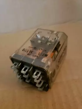 MJ3P-UA-AC240 OMRON Relay Pin #2