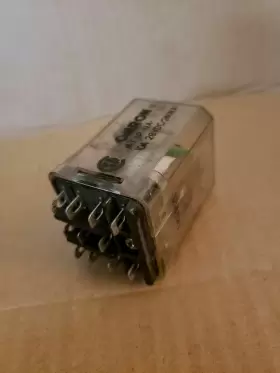 MJ3P-UA-AC240 OMRON Relay Pin