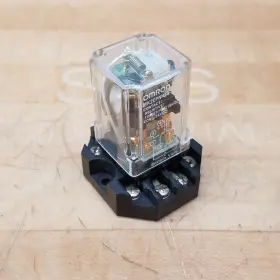 MK2EPN-UA-DC24 OMRON Relay Base