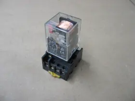 MKS3P OMRON Plug Relay Base