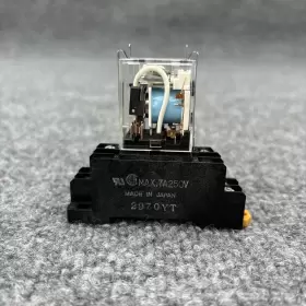 MY2N-24VDC OMRON Relay Base #3