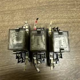 MY2N-D2 OMRON Relay Base
