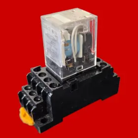 MY4ZN-D OMRON Vdc Miniature Power Relay Plug Terminal