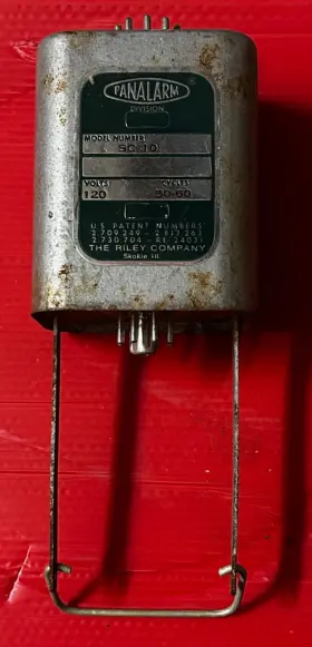SC10 PANALARM Volts