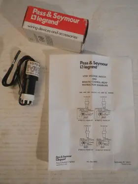 785007200270 PASS SEYMOUR LEGRAND Volt Ac Magnetic Latching