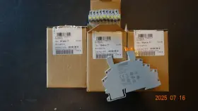 ARTNO2900958 PHOENIX CONTACT Relay Socket