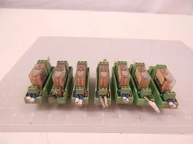 UMK-22-REL24-21-21 PHOENIX CONTACT Relay Module
