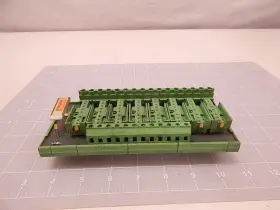 UMK-8 PHOENIX CONTACT Mf Mkds Relay Base #2