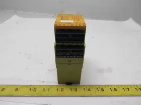 777760 PILZ Pnoz Vdc Safety Relay Module