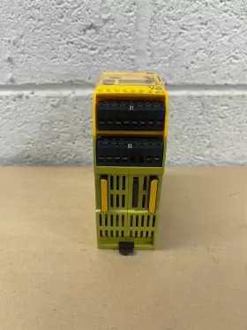 772100 PILZ Pnoz Safety Relay Vdc #3