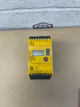 772100 PILZ Pnoz Safety Relay Vdc