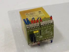 PN0Z-8 PILZ Safety Relay