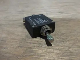 W31-X2M1G-3 POTTER BRUMFIELD Connectivity Circuit Breaker #3