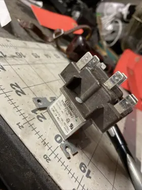 9100-233Q942 PRODUCTS UNLIMITED Contactor Relay Coil