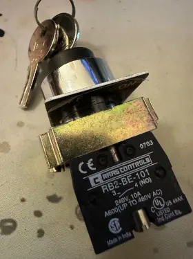RB2-BE-101 RAAS Key Selector Switch